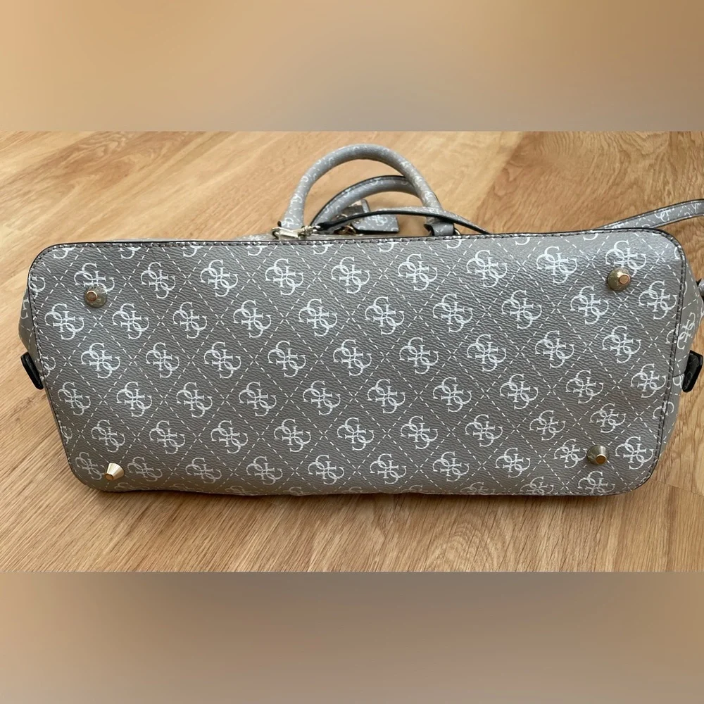 Vintage Guess gray crossbody bag purse Lena logo dome satchel 90’s y2k - Picture 6 of 10